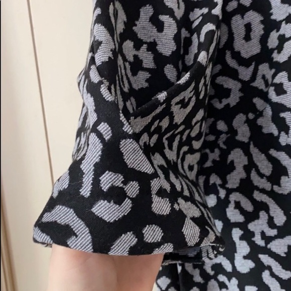 Banana Republic Top - Picture 3 of 5